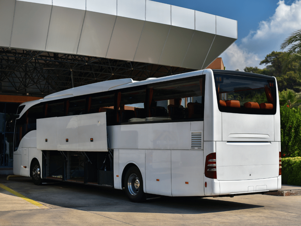 autocar per a excursions i sortides d’empresa a Catalunya